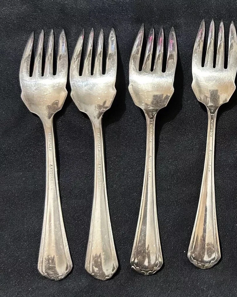 Lot Of 4 Rogers Puritan Salad Forks 6 1/8” Art Decor Modern Handle Art Deco - Image 4 of 4