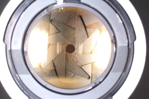 CLA'd 【Top MINT】 Canon FL 58mm F1.2 MF Standard Prime Lens FD Mount From Japan - Picture 4 of 18