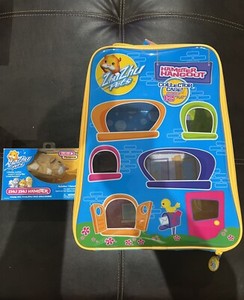 Zhu Zhu Pets Hamster Hangout Zippered Storage Case Includes Hamster