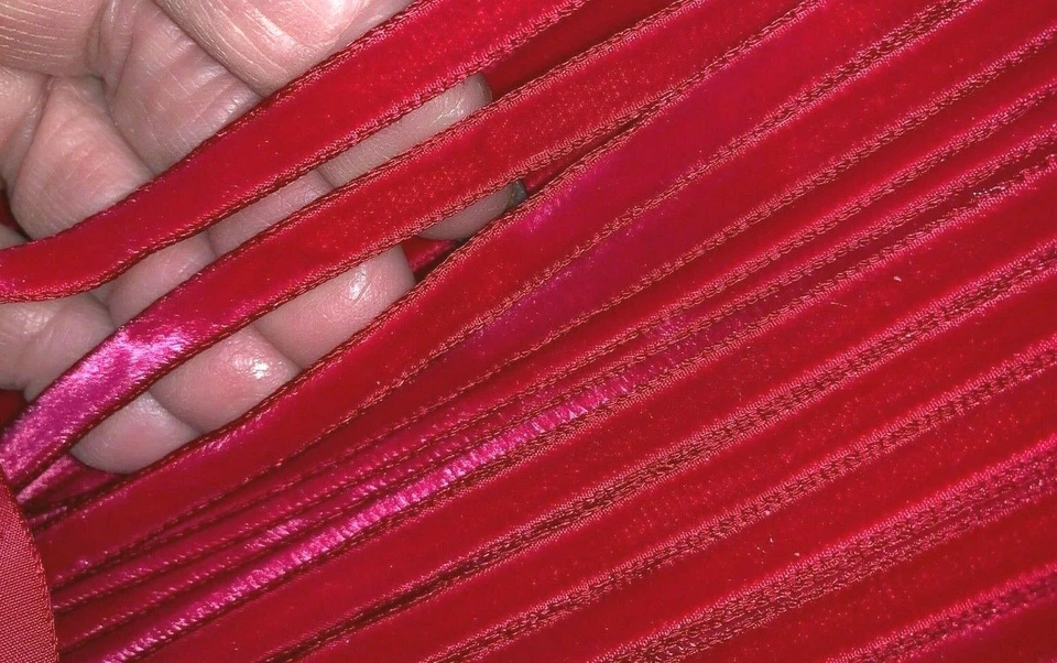 vintage velvet ribbon 1/4" trim cerise 3yds made in Switzerland - Image 4 of 4