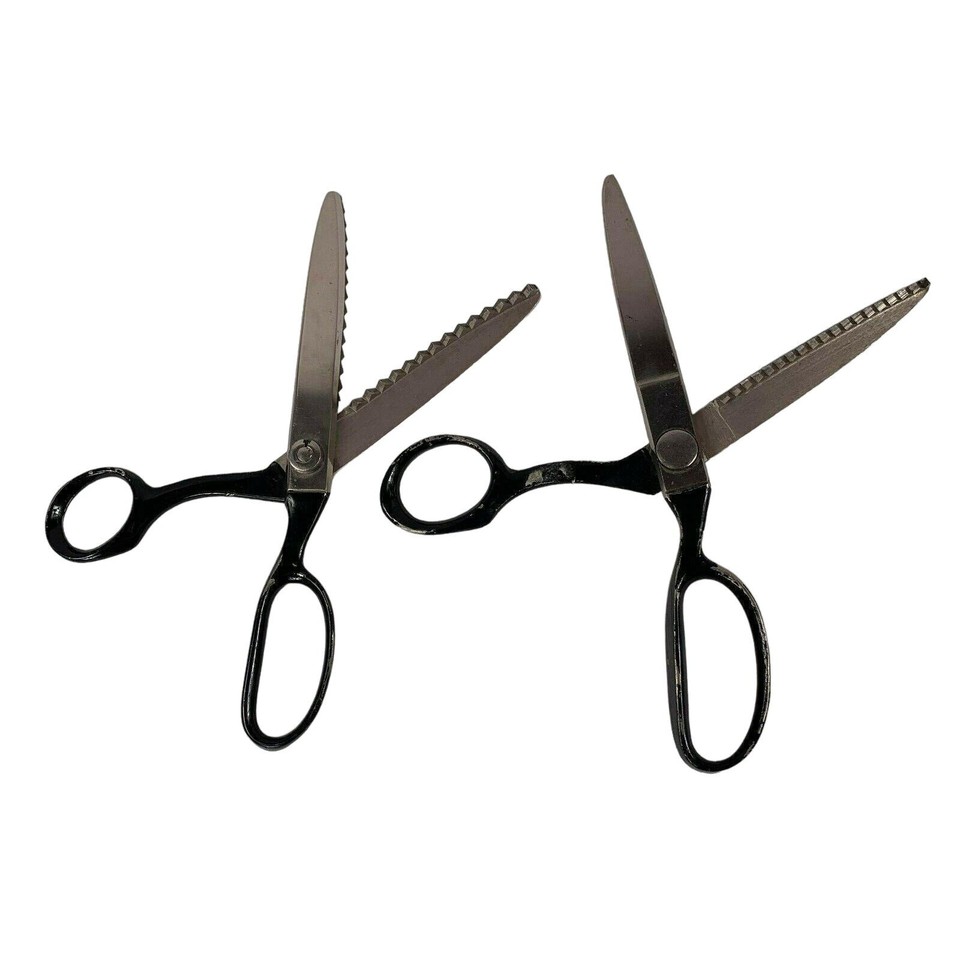 Vintage Wiss Pinking Shears 9 Inch Two Sizes of Cutting Teeth Lot of 2