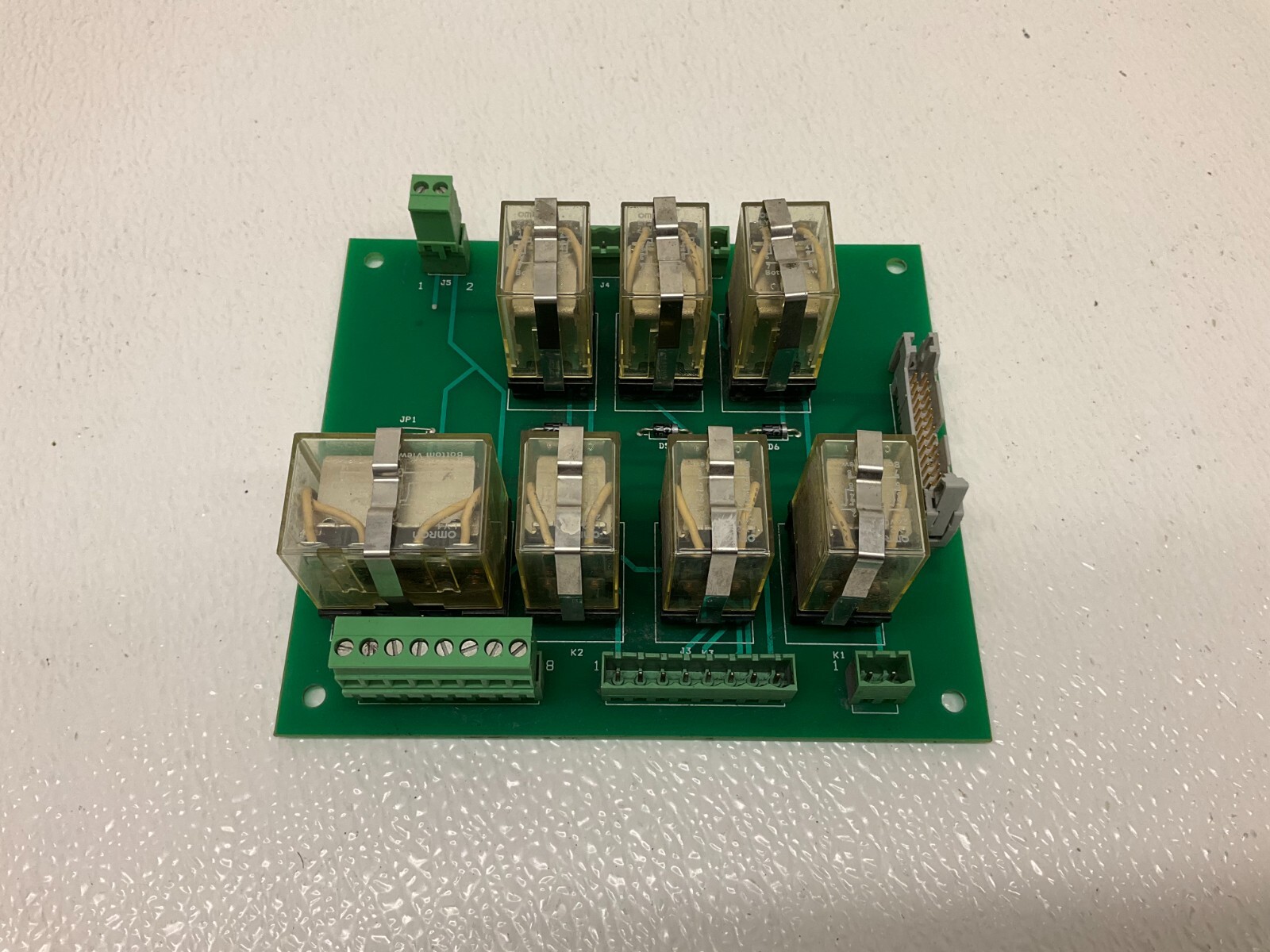 Omron 9242-074 Relay Board 24 VDC LY2 LY4 (TSC)