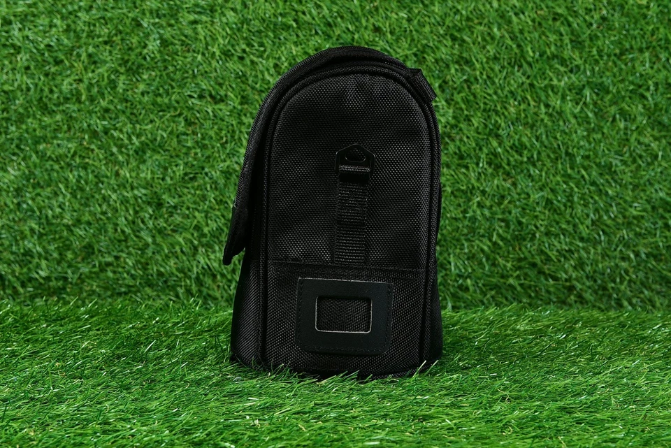 Nikon CL-M3 Semi-Soft Lens Protection Case Black, Lightly Used MINT No Strap - Image 4 of 4