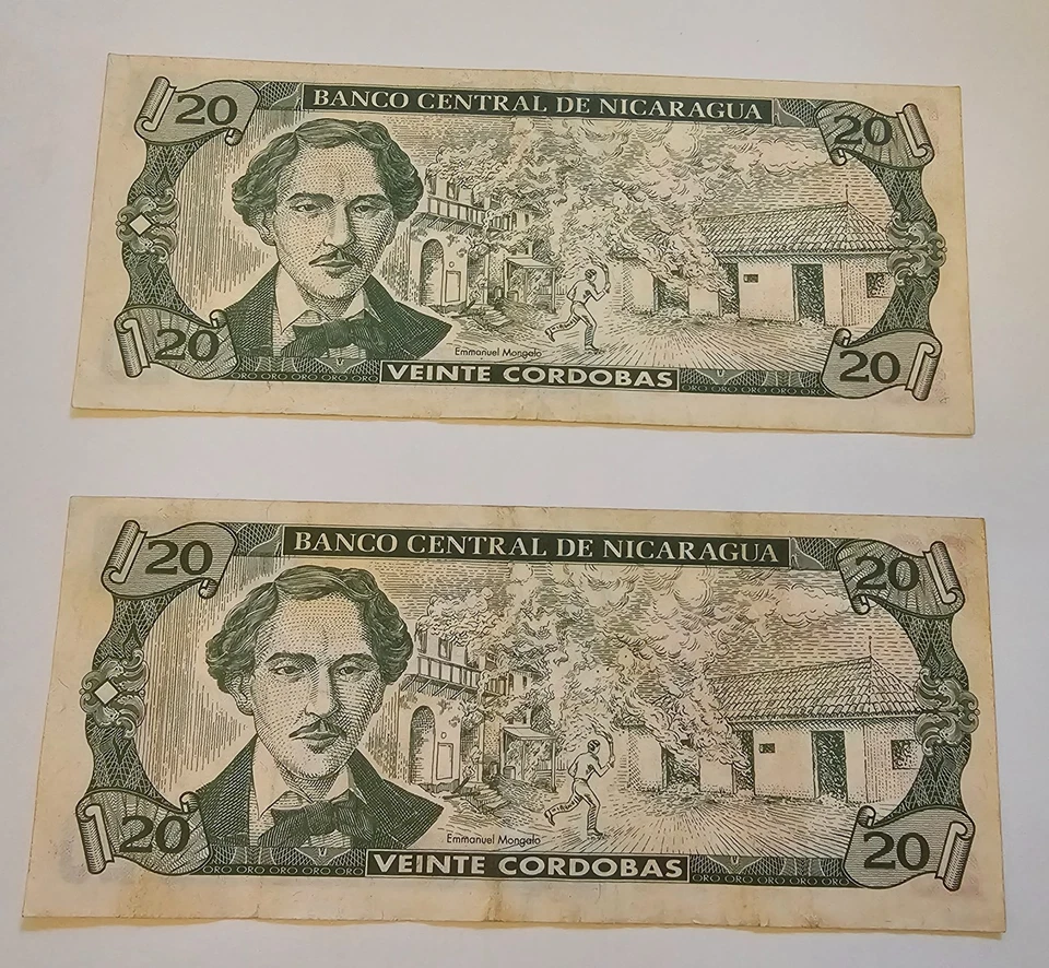 SET OF TWO  BANKNOTES NICARAGUA 20 "CORDOBAS ORO" 1990-1992. CIRCULATED. - Image 2 of 2