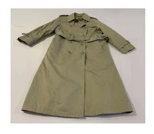 LONDON FOG'S LONG WOMEN W/ REMOVABLE LINE COAT SIZE A/8 PET  CHECK MEASUREMENTS