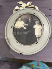 Creative Coop Antique  Large Oval Hanging Frame NWT