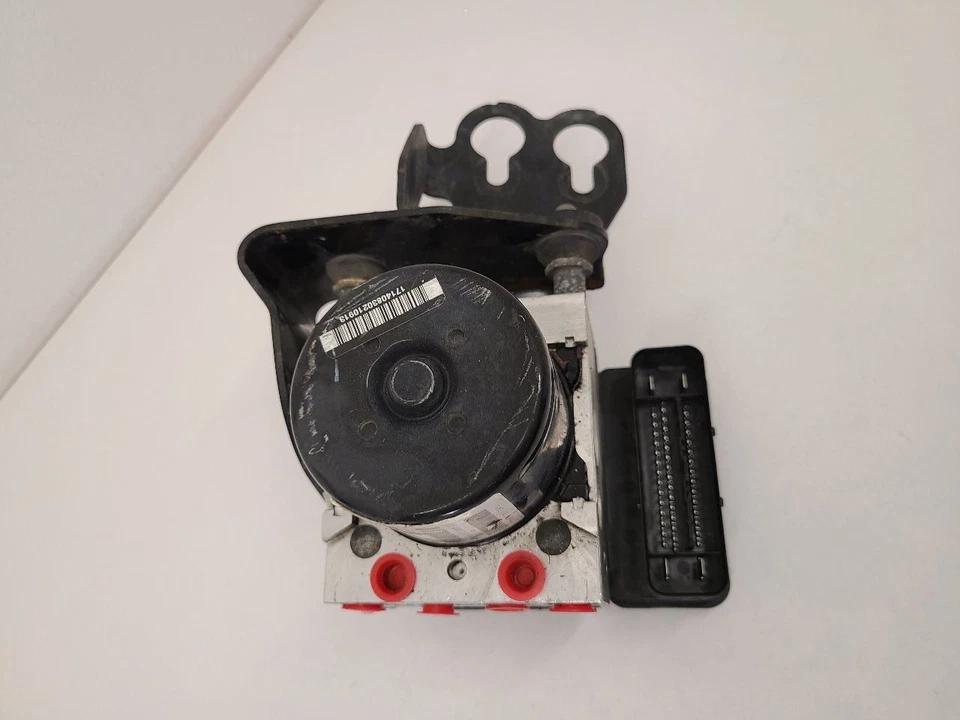 2010 - 2013 JEEP COMPASS conjunto de peça de freio antibloqueio sem assistência de colina  - Imagem 2 de 4