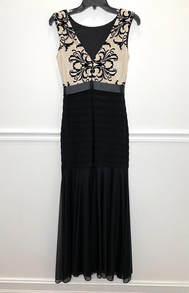 Vestido de noche Betsy Adams talla 4P Foto 2 de 4