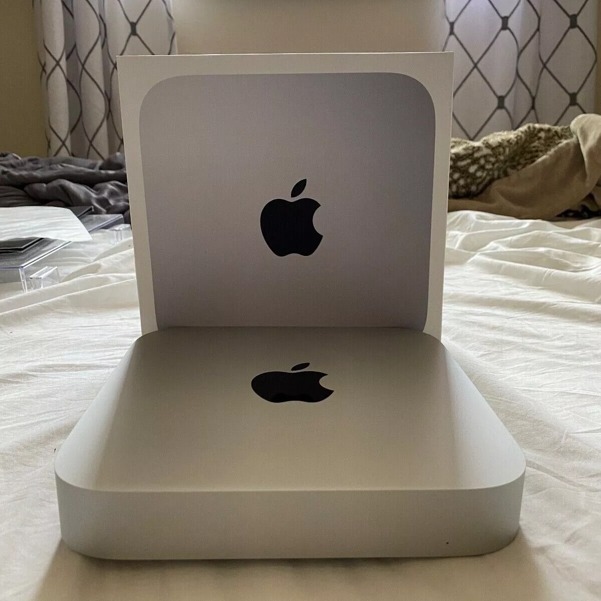 Apple Mac mini (256GB SSD, M1, 8GB) Silver - MGNR3LL/A (November, 2020)