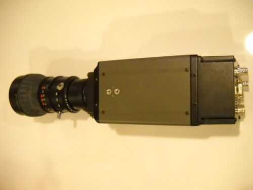 Appareil photo numérique Hitachi HV-D5W avec objectif TV Fujinon - Photo 1 sur 12