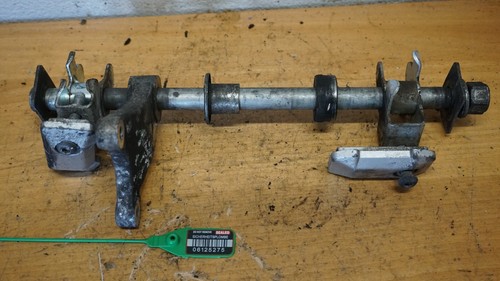 Suzuki SV 650 AV Hinterachse komplett 5275