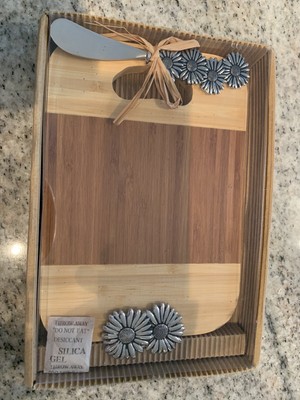 THIRSTYSTONE Bamboo Serving Board & Spreader Gift 7.5'' Cheese Tray Daisy