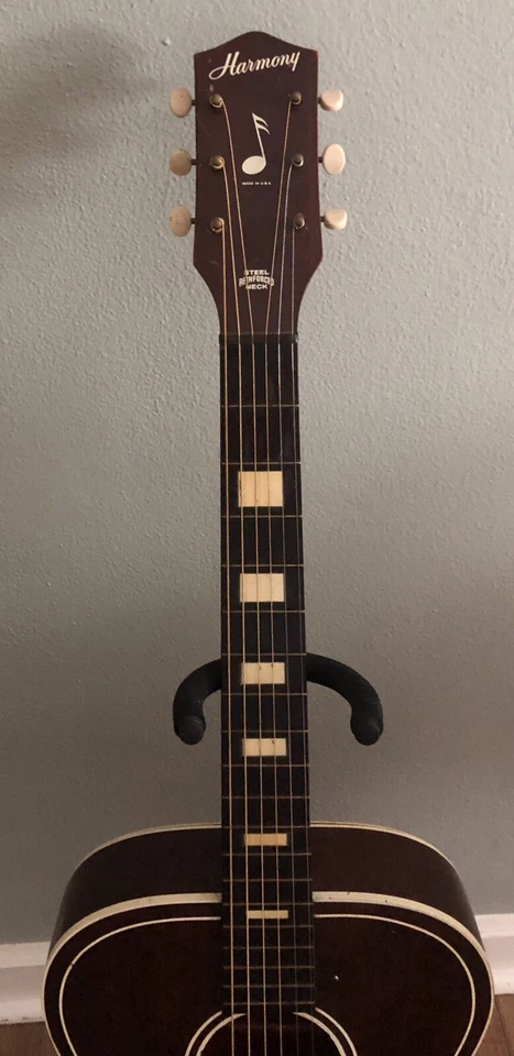 Guitarra Acústica Harmony Vintage 6 Cuerdas EE. UU. Necesita Reparación Foto 2 de 4