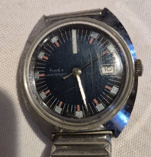 VINTAGE 1970s TIMEX MARLIN CALENDAR WRIST WATCH FOR PARTS OR REPAIR