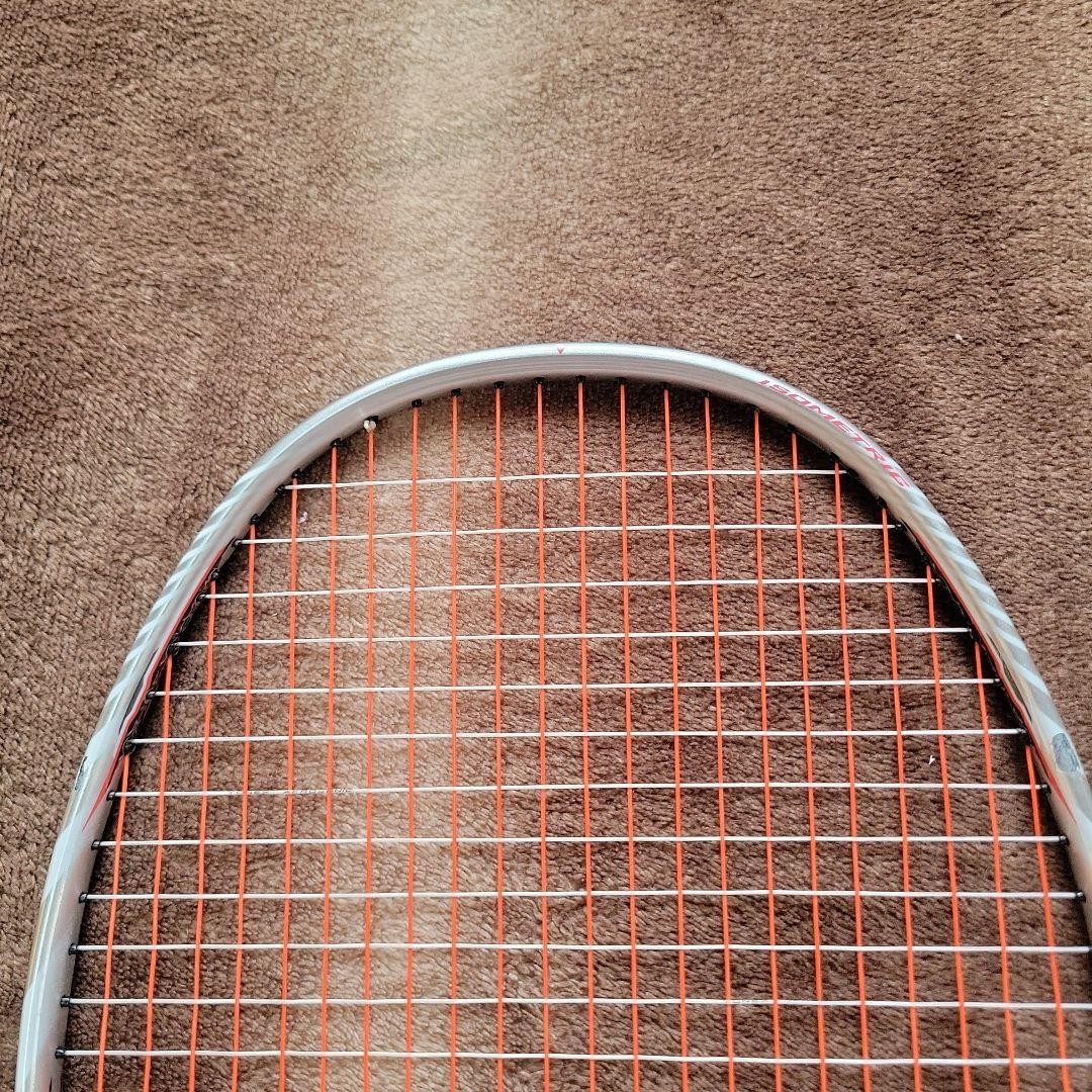 ナノレイ700FX 4UG5 Yonex NanoRay 700FX (Flexible) White High Red Badminton Racket