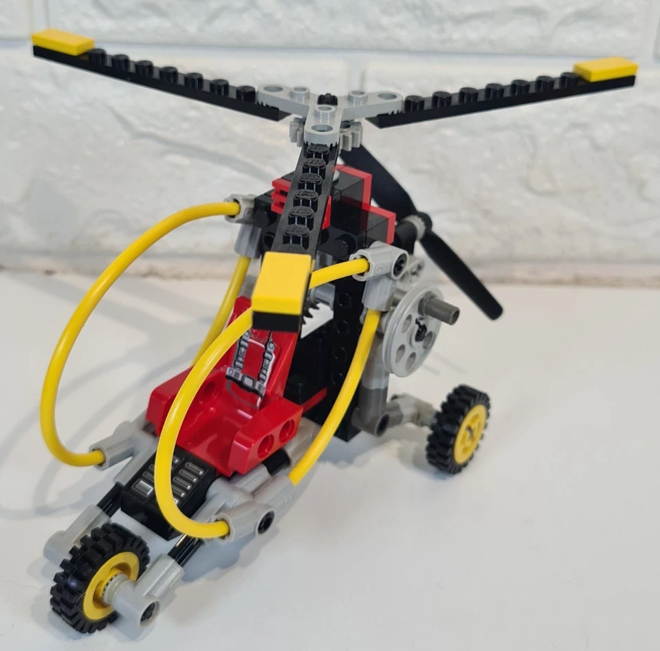 Lego Technic 8215 Gyrocopter With Instruction Manual Booklet 1997 (No Box), photo 3 of 5