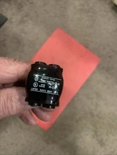 POLARIS ILSCO PBTD-2-4 Multi-tap CONNECTOR #4-14AWG 600V 2-Port Black NOS