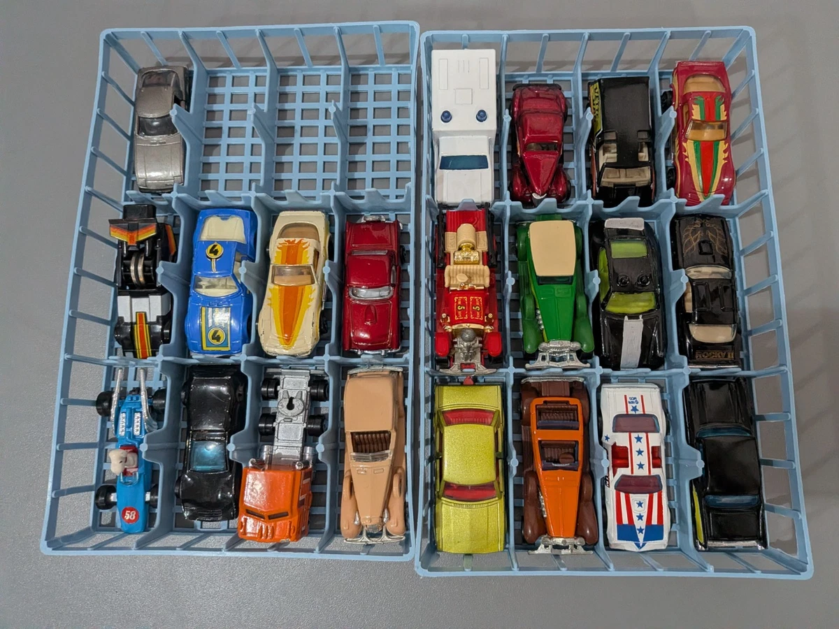 Vintage Hot Wheels Set In Vintage Manufacture Diecast Cars, Trucks