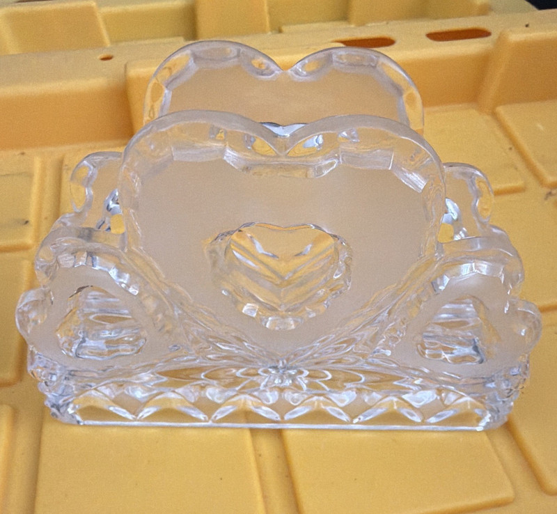 Clear Cut Glass Heart Pattern Napkin Holder Stand, 5 in Wide, Hand Wash Only