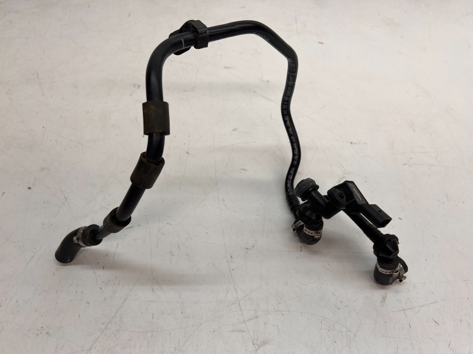 LAMBORGHINI HURACAN BRAKE BOOSTER VACUUM PUMP HOSE WITH SENSOR OEM 4S1611931H