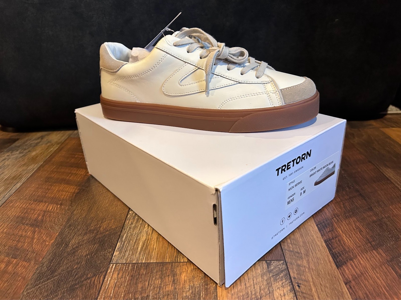 Tretorn Kick Serve Mens Shoes Bright White Moon Bean,  Size 9 NIB, Never Worn