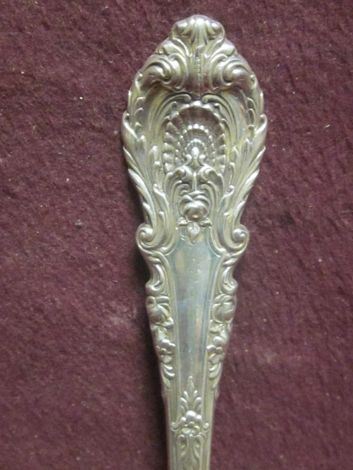 Tenedor de cóctel Sterling Wallace SIR CHRISTOPHER 5 3/8" 23 gramos sin monograma Foto 2 de 4