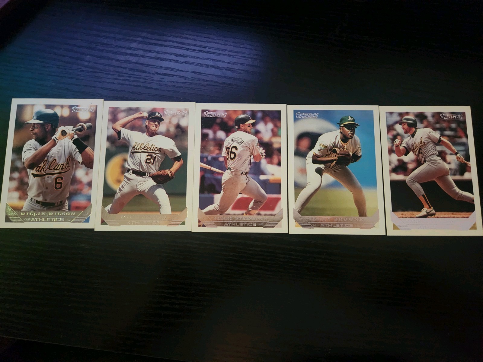 Topps 1994 Oakland Athletics MLB Baseball 5 Card Lot Wilson Moore #318 #73
