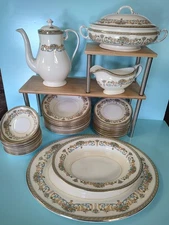 John Aynsley - Henley - Bone China Green Backstamp Serving & Place setting pcs