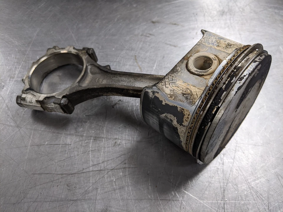 Pistón y biela estándar desde 2005 Ford Explorer 4.0 Foto 2 de 4