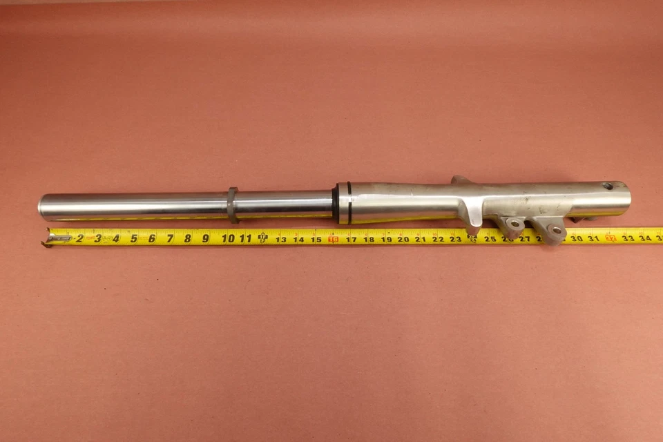 Tubo amortiguador horquilla delantera derecha Suzuki Boulevard C50 VL800 2005-2009 Foto 2 de 4