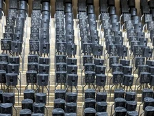  2N4125 PNP Motorola (Pack Of 20). Genuine NOS. TO-92