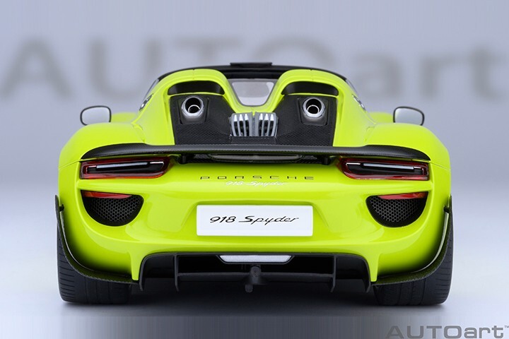 1/18 Porsche 918 Spyder Weissach Package Acid Green Model Car By