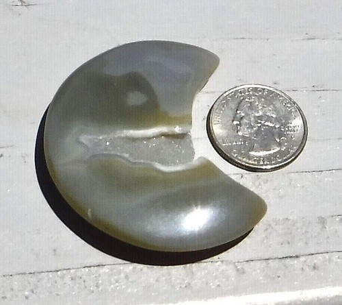 Piedra preciosa lunar tallada a mano cristal de curación de ágata geoda natural 2,25""x1,5"" 42 g - Imagen 3 de 4