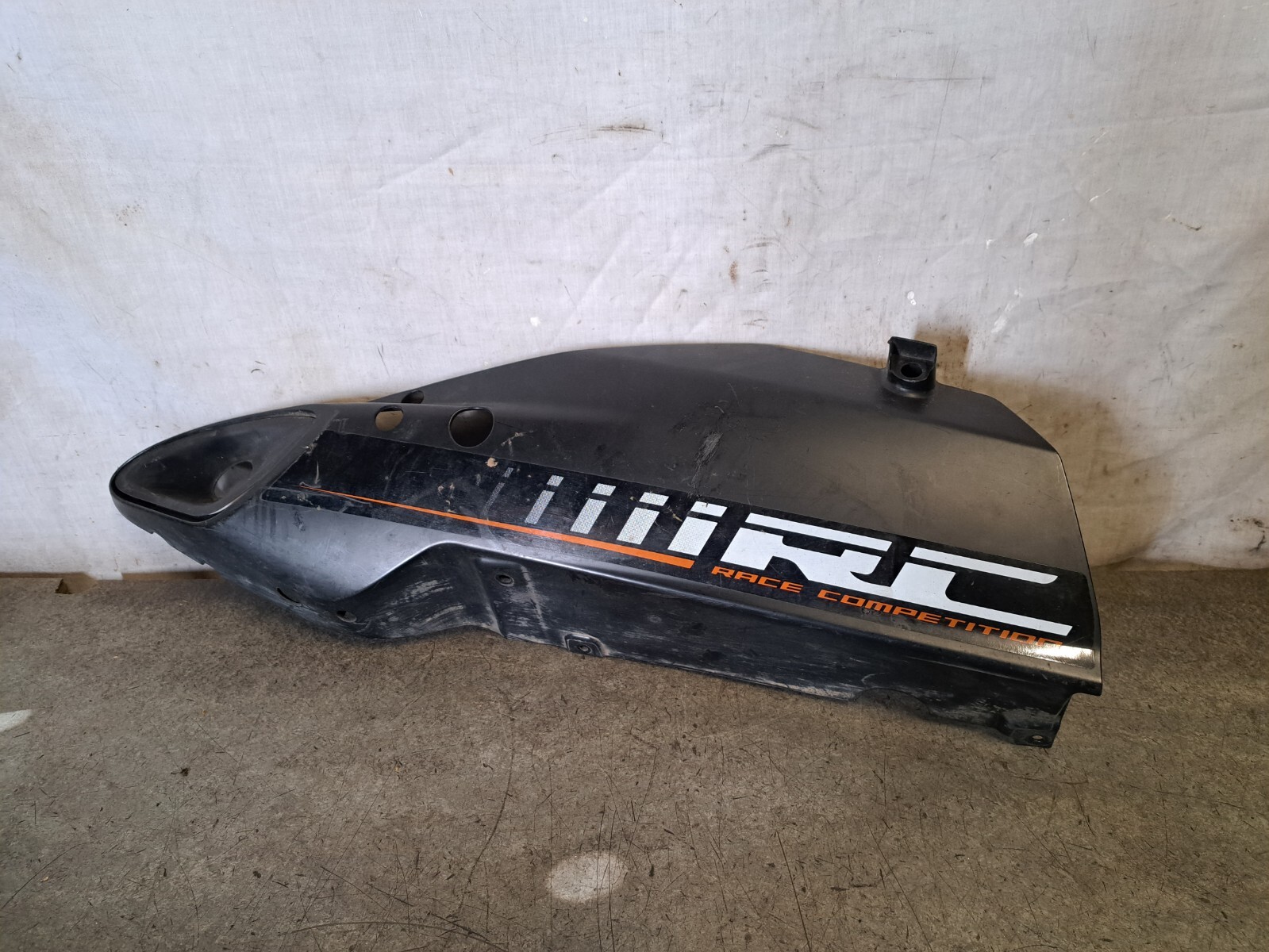 KTM RC 125 - Lower Right Hand Side Belly Panel Fairing Cover Sump Guard Pan