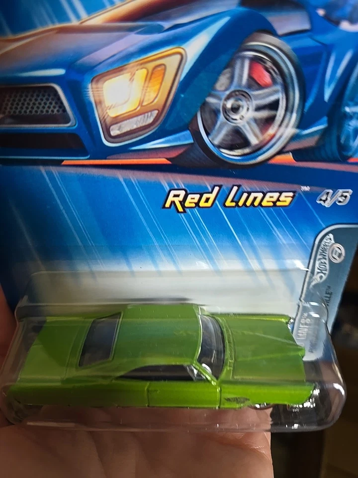 2005 Hot Wheels #99 Red Lines 4/5 PONTIAC BONNEVILLE Verde com RL 5 Raios China - Imagem 3 de 4