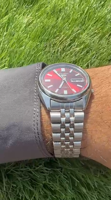 Seiko 5 Automatic 7009-469L-R SNXS Day/DATE 21J Red Dial Men Watch