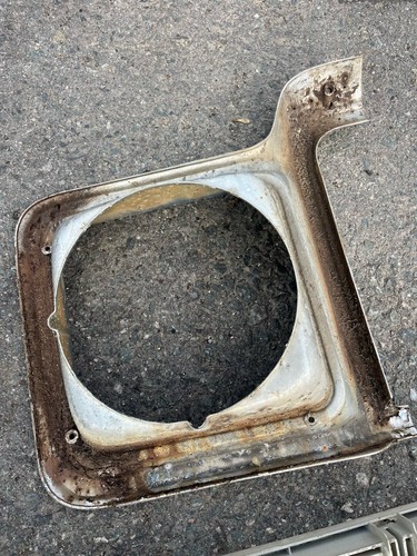 1975 1976 Chevy Truck Grill Original GM K 5 Blazer Suburban READ - Picture 20 of 21
