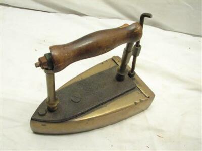Antique Brass Slug Box Sad Iron Kitchen Tool Pod Wood Handle Fine Antique Brass Charcoal Slug Box Sad Flat Iron Tool Pod  main image 4