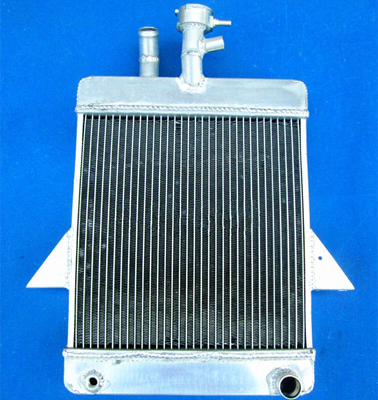 For 1966-1973 Triumph GT6 2.0L 1967 1968 1969 1970 1971 72 M/T Aluminum Radiator - Image 4 of 4