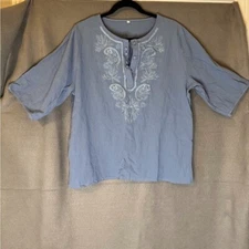 Blue Embroidered Tunic Top. NWOT