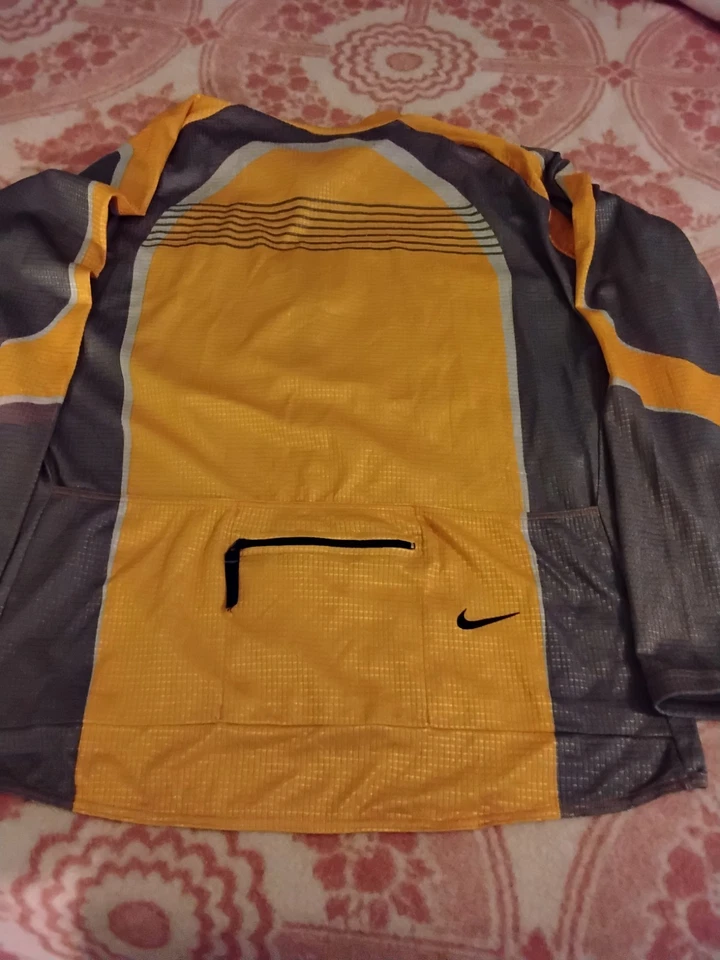 Camiseta de ciclismo vintage Nike ACG | Amarilla/Gris para hombre XL | Rara - Hecha en Italia Foto 4 de 4