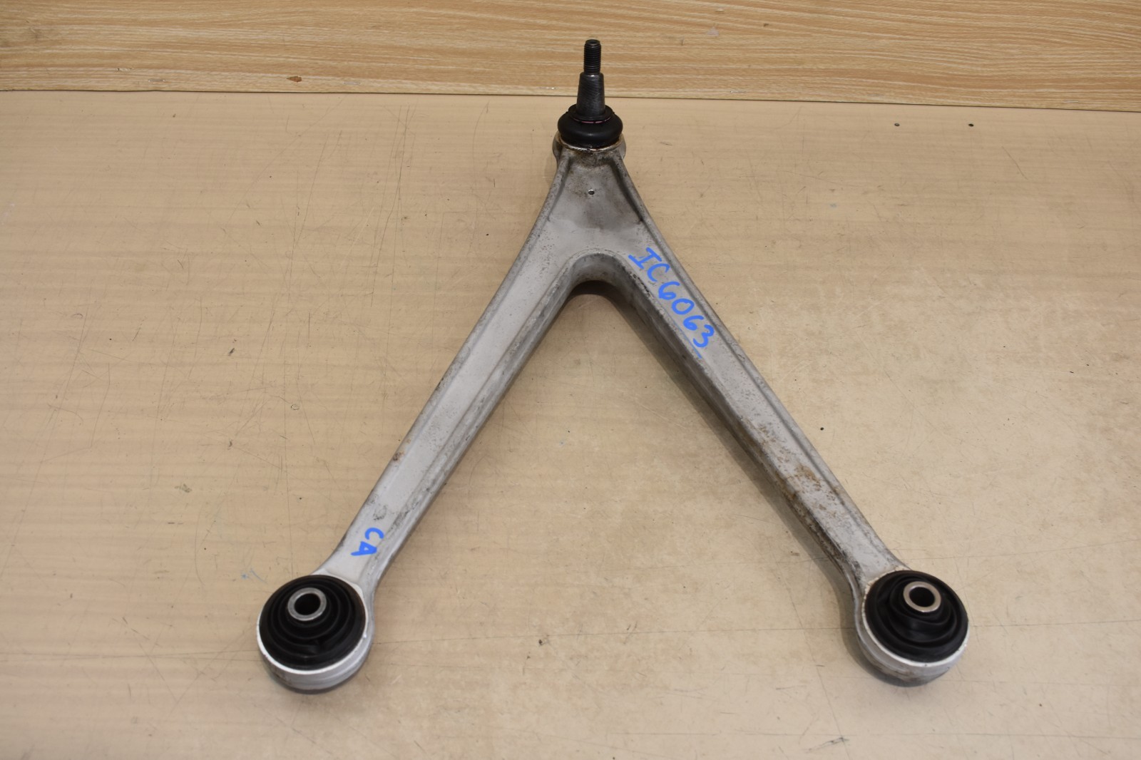 04-06 PORSCHE CARRERA GT FRONT SUSPENSION LOWER CONTROL ARM GENUINE 98034115300