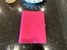Filofax The Original A4 Leather Folio – Raspberry