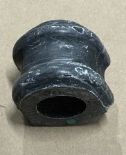 Genuine Toyota BUSH STABILIZER 48815-26390 thumbnail 3