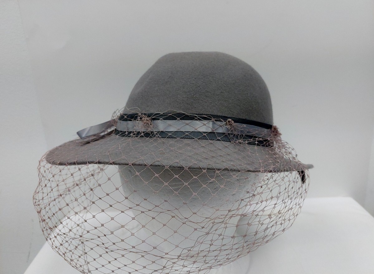 Vintage Ladies Church Hat Tally-O Made in Poland 100% Wool  display picture 1