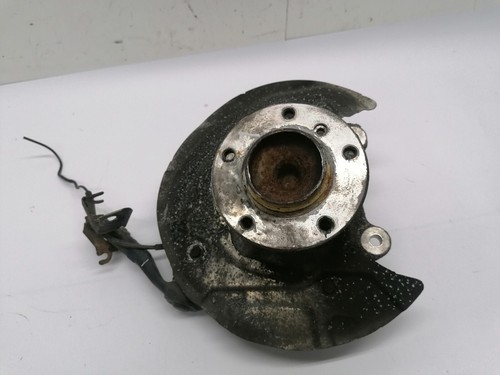 BMW 3er E91  Achsschenkel Schwenklager Radlager  links  6764443  (99)