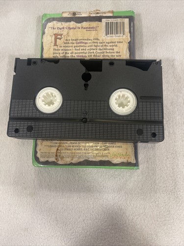 The Dark Crystal VHS, Green Clam Shell Case, 1994, Jim Henson - Picture 13 of 13