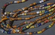 [Not-AI generated] Natural Photo Wallpaper - Ethnic Chaplets [DDT0035] DOWNLOAD