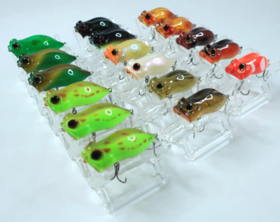17 Lucky Craft Keroll 5.3cm 7.5g (Hook change, paint scratches) Lot.