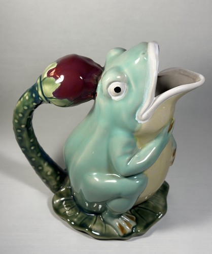 Vintage Hand Painted Majolica Frog Sitting on Lily Pad Ceramic Pitcher 9.5" - Picture 8 of 18